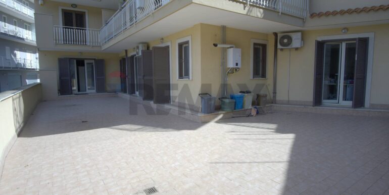 20251229175503-1012701-18