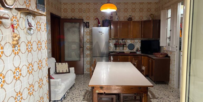 f0130647001766059653