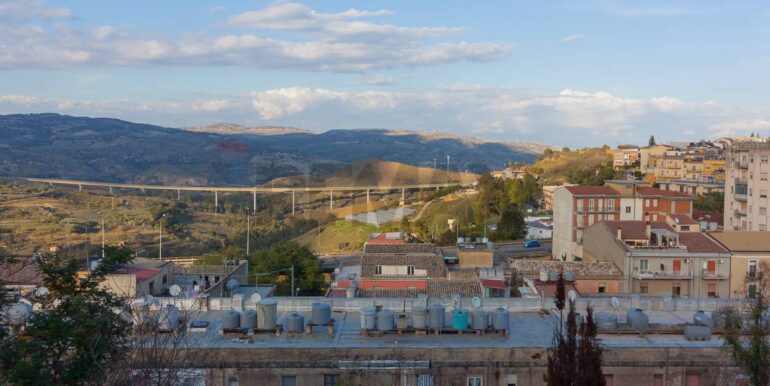 2021050591428-567487-7