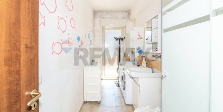 20220129190920-638092-17