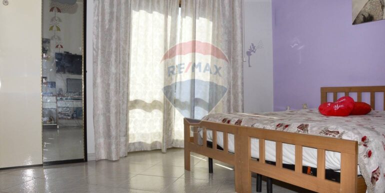 20220208180916-642015-16