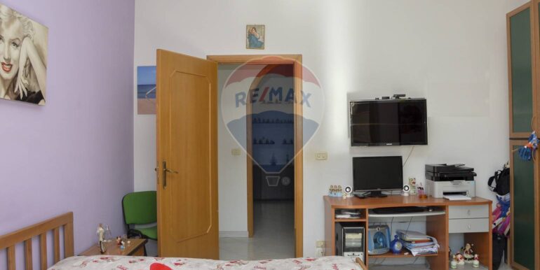 20220208180922-642015-17