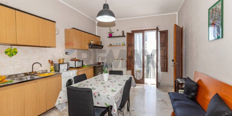 20220513173627-645205-8