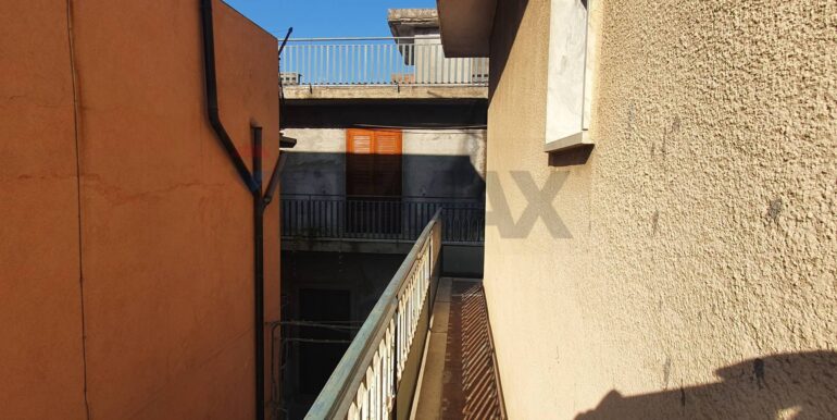 2022122175905-720133-7