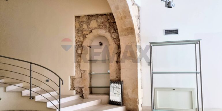 20230404212521-747867-1