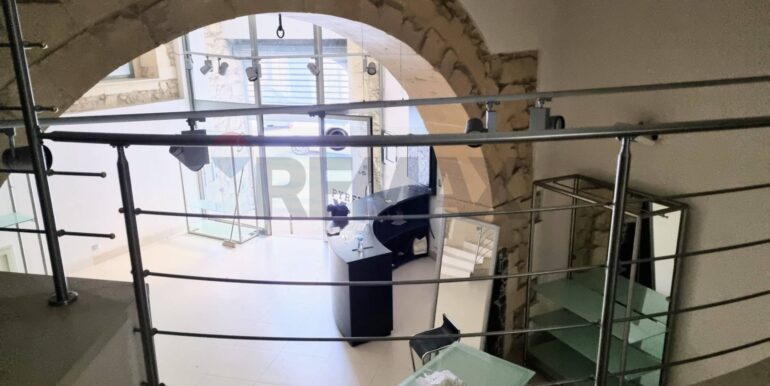 20230404212710-747867-17