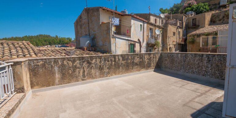 20230703152855-773298-21