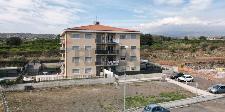 20231015173542-796717-1