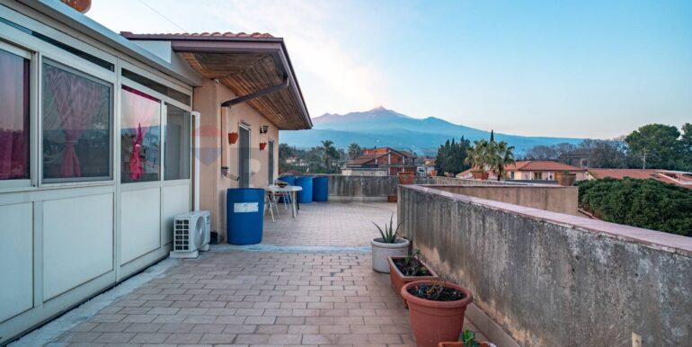 2024020391342-827535-10