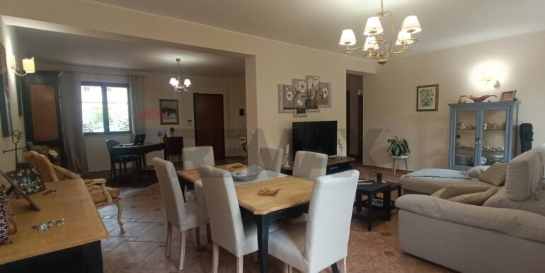 20240517190235-859978-6