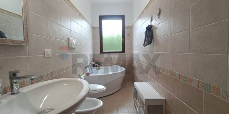 20240517190253-859978-12