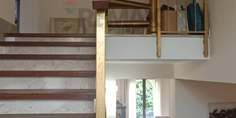 20240517190314-859978-18