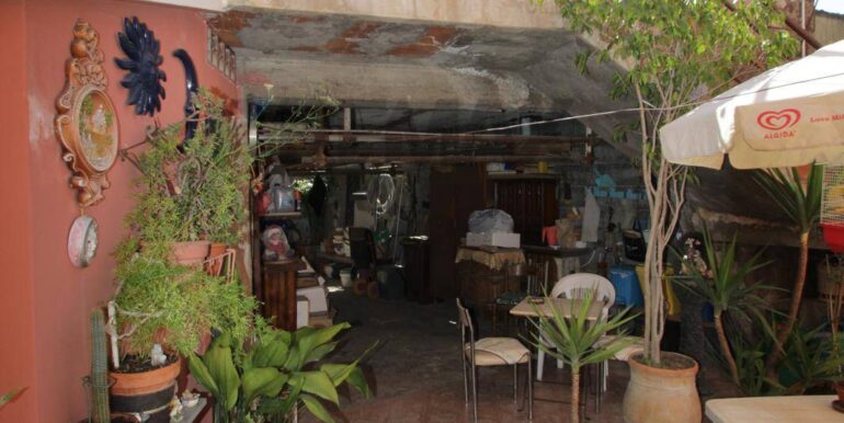 2024060165247-864546-2