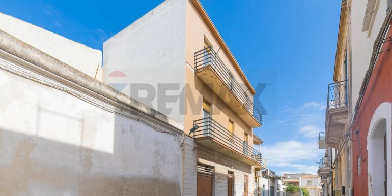 20240625103325-871853-12