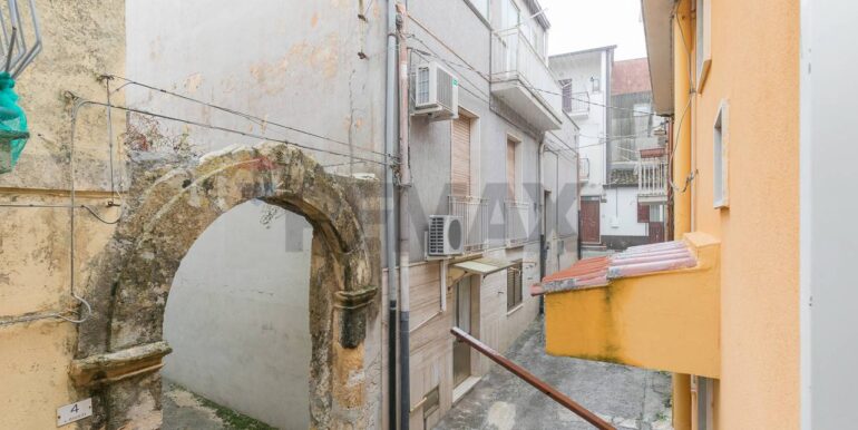 20240711160053-876084-4