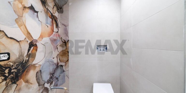 20240716122705-877072-10