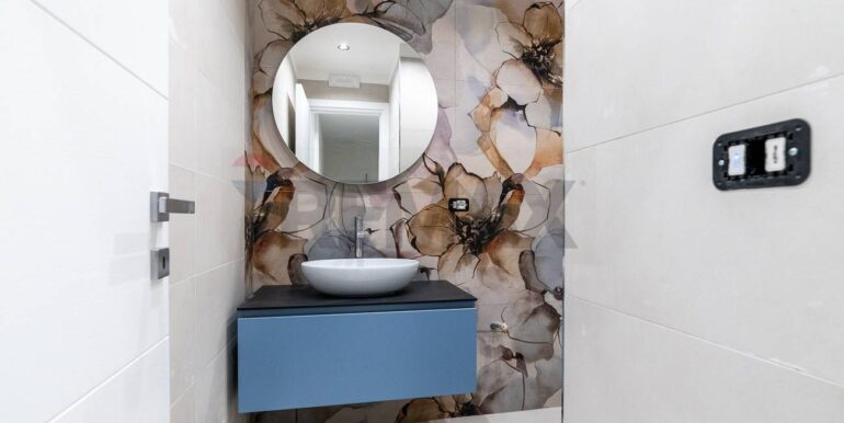 20240716122710-877072-13