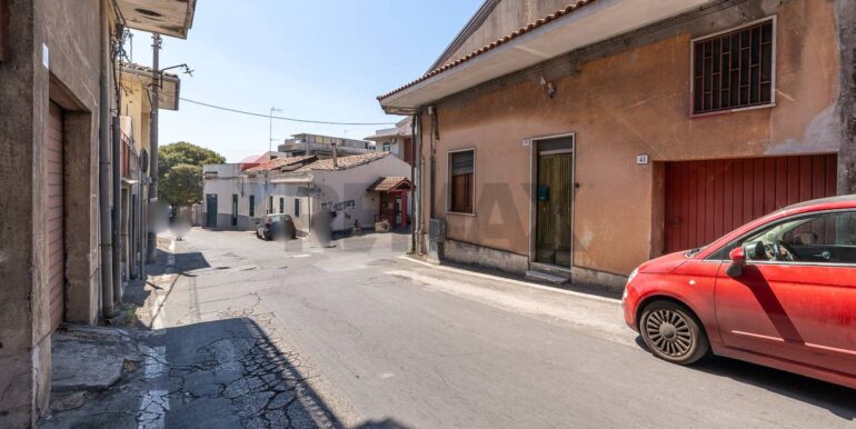 20240726110517-879013-10