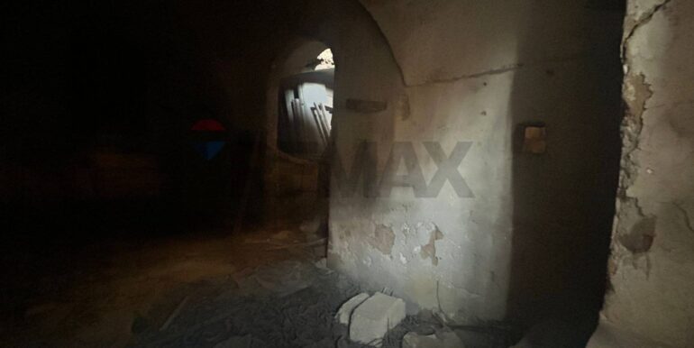 20240731182916-879810-7