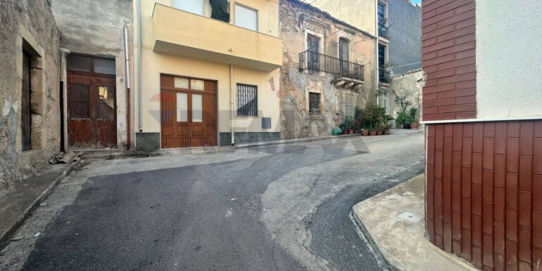 20240731182917-879810-8