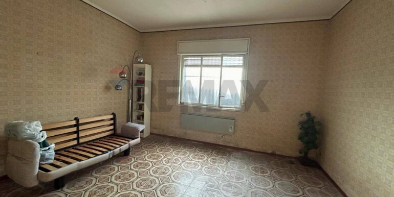 2024082281748-882906-10