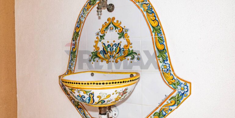 2024082991926-884065-5