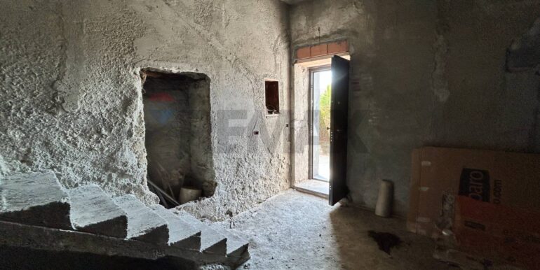 20240902223145-875495-16