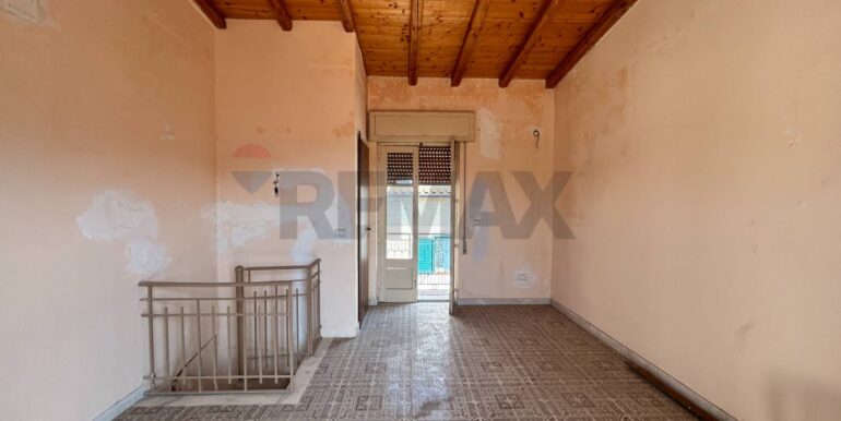 20240902225630-875497-5