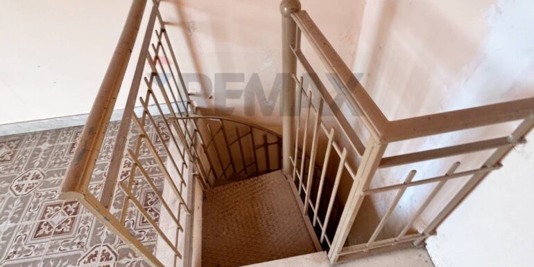 20240902225646-875497-12