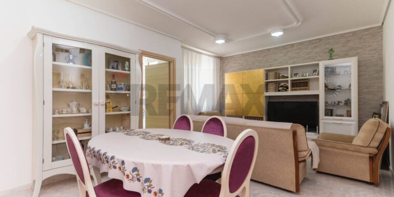 20240911173342-886110-3