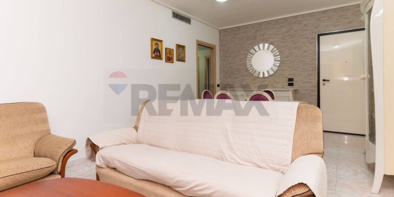 20240911173344-886110-4