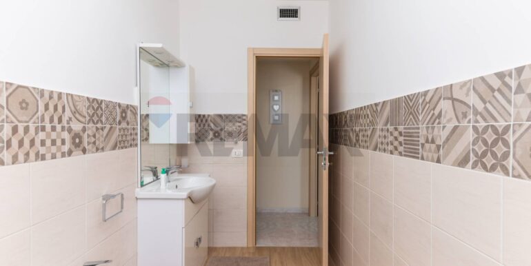 20240911173353-886110-9