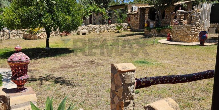 20241001222023-893159-10