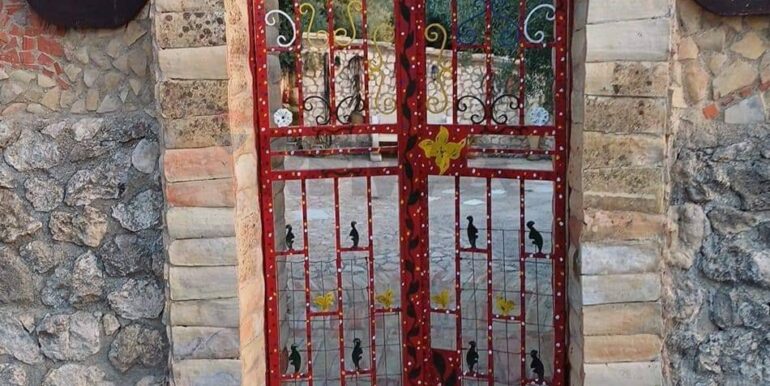 20241001222806-893159-36