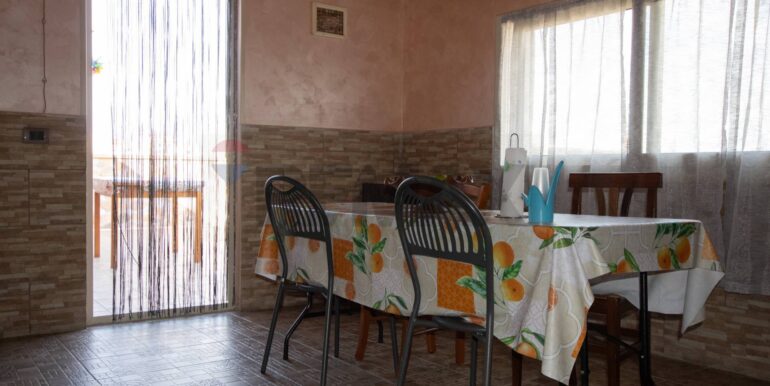 20241007175236-894286-9