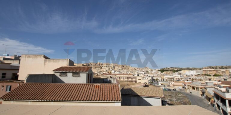 20241007175325-894286-18