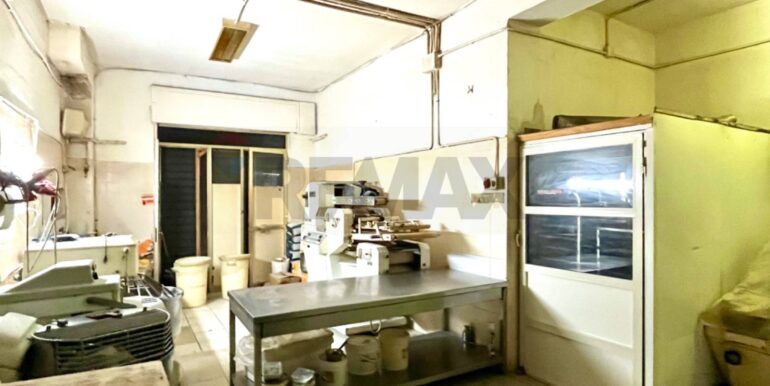 20241008195332-893757-12