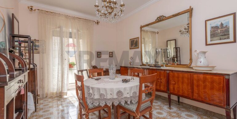 20241012184424-894052-10