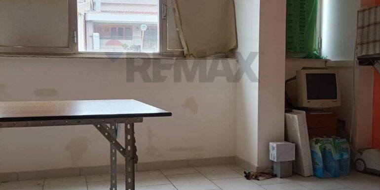 2024101893202-896582-12