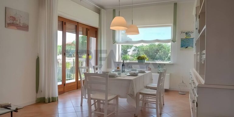 2024102992314-899287-2