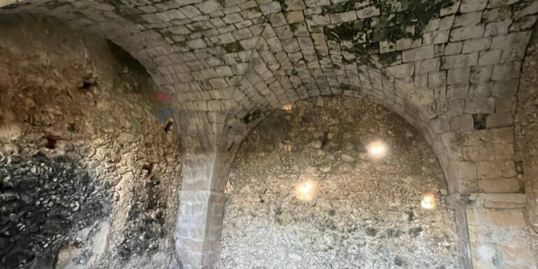 20241030214359-899805-13