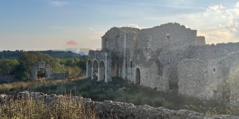 20241030214450-899805-32