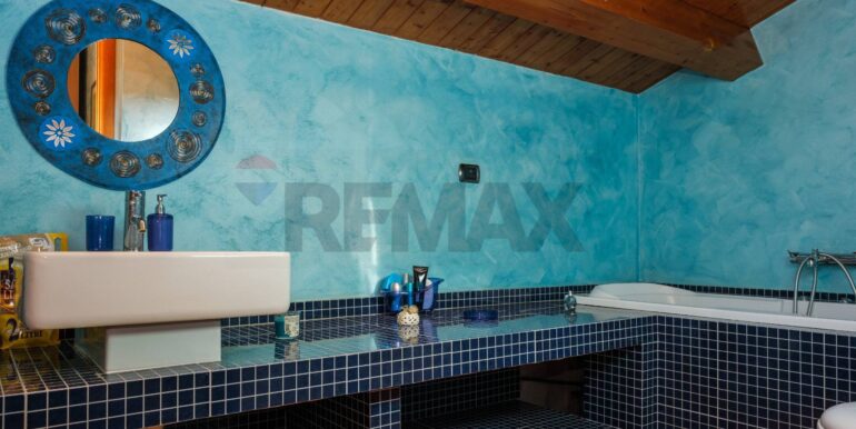 20241105172004-901179-21