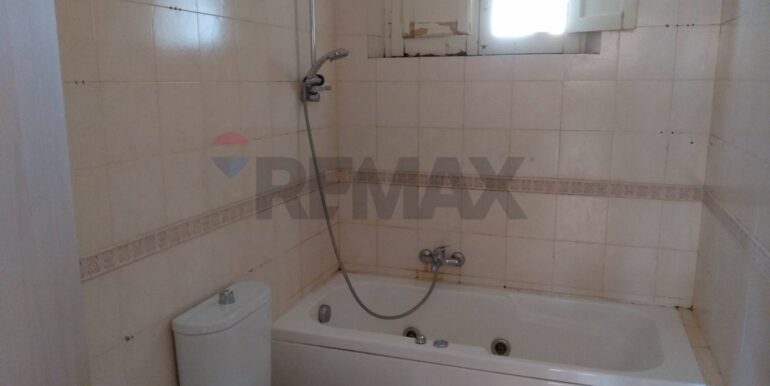 20241112175517-903325-8