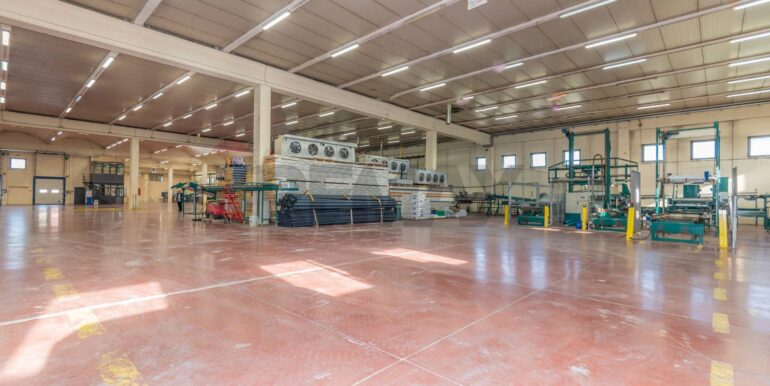 20241122104317-902999-23