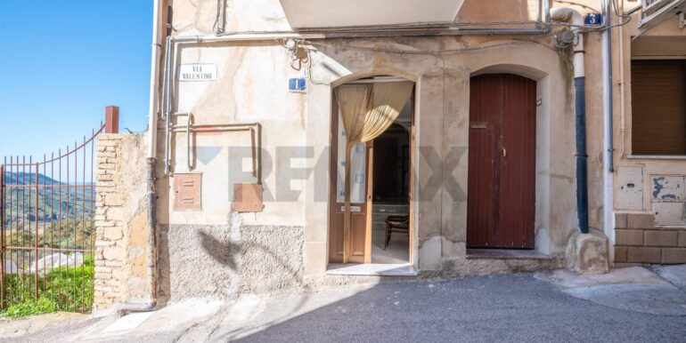 20241126182632-905237-1