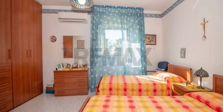 20241126182706-905237-7