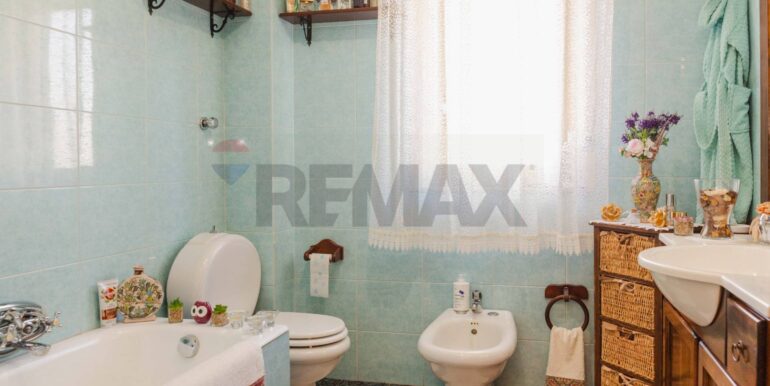 20241202125158-907201-24