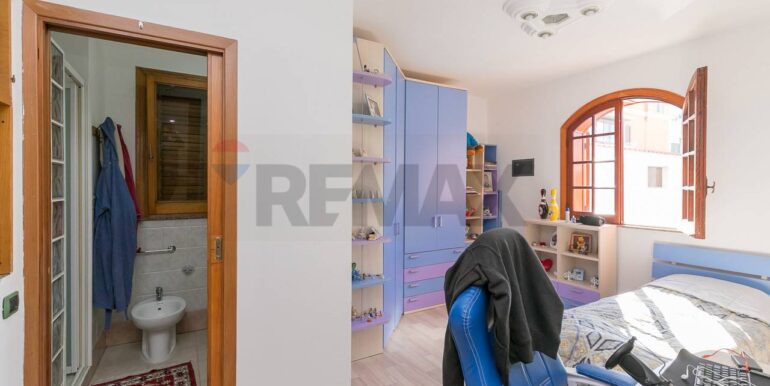 20241209173741-910706-17