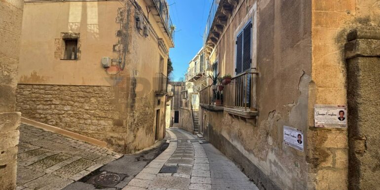 20241212115048-911187-2